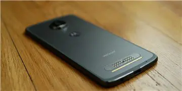 Lenovo Just Released Motorola Z2 Play Smartphone